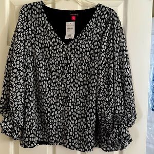 New Vince Camuto Top